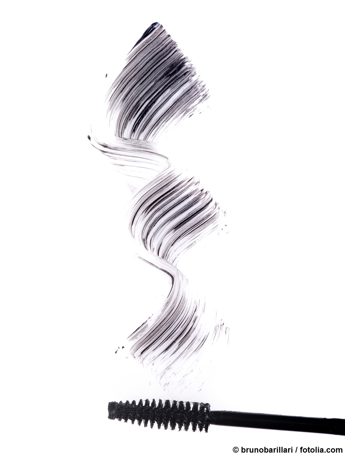 Industrieruß in Kosmetika, hier Mascara © brunobarillari / fotolia.com